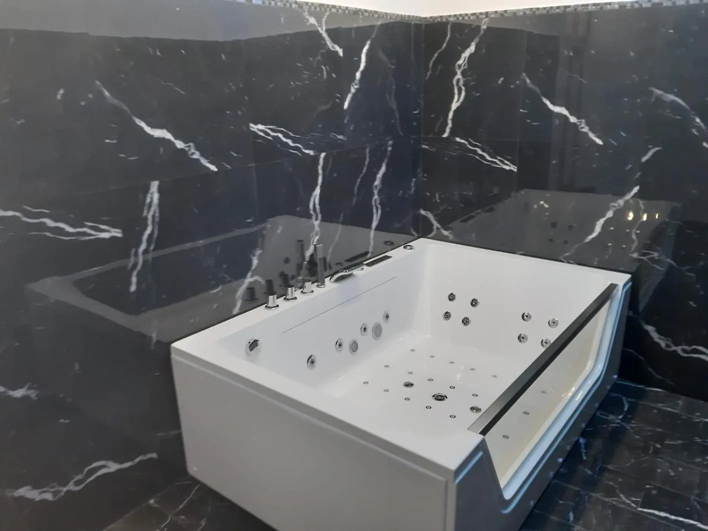 Suite Nobile Palermo 0*,  İtalya
